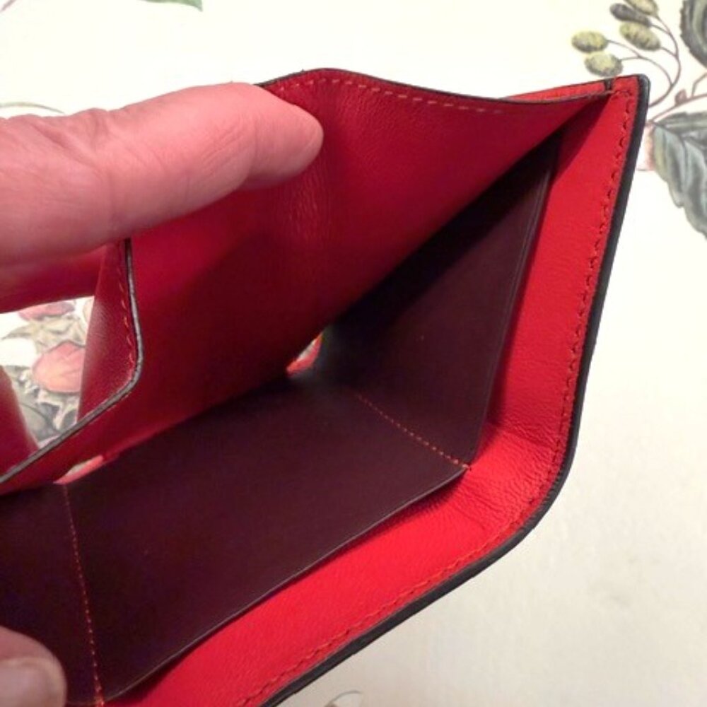 SALE! GIVENCHY FOR SPRING! TRI-FOLD WALLET, EXCEL. CONDITION - Picture 11 of 14
